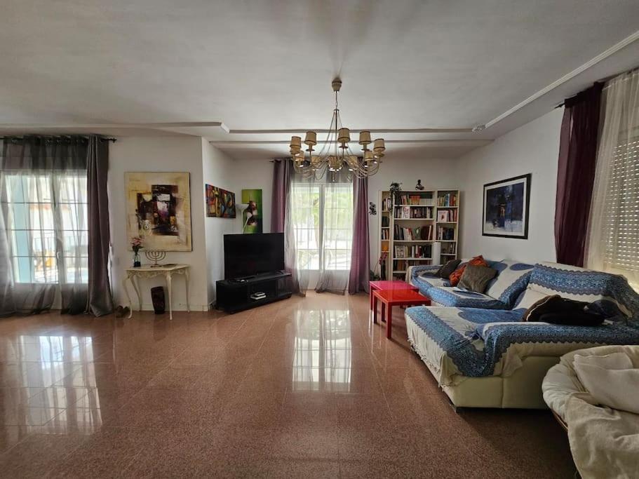 La Casa Del Arbol Βίλα Fuentiduena de Tajo Εξωτερικό φωτογραφία