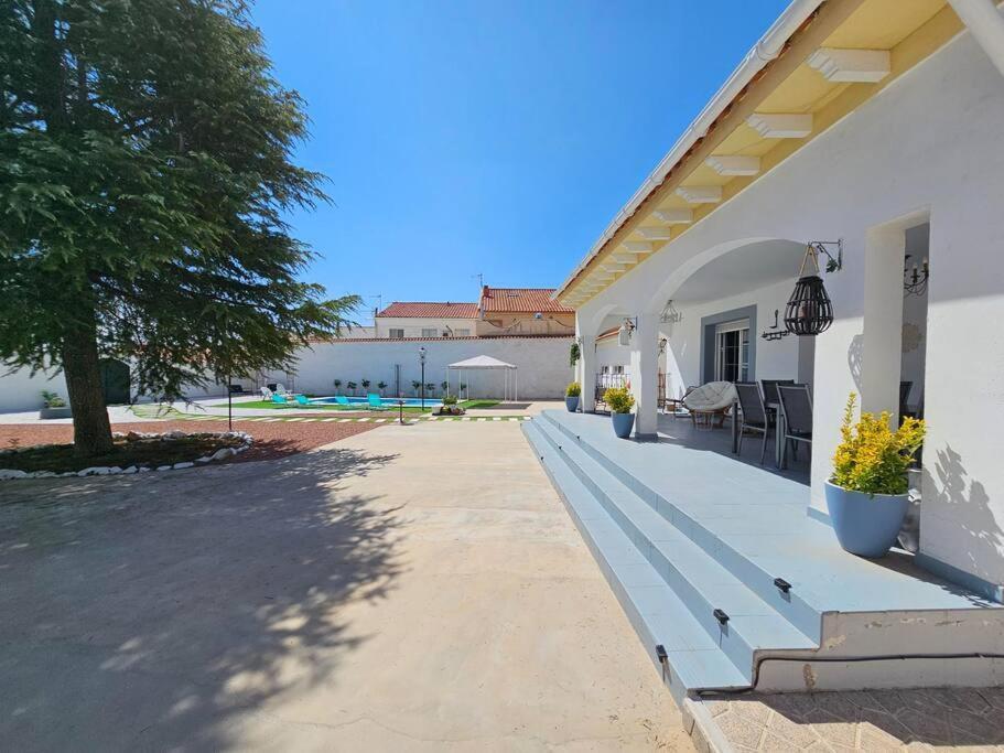 La Casa Del Arbol Βίλα Fuentiduena de Tajo Εξωτερικό φωτογραφία
